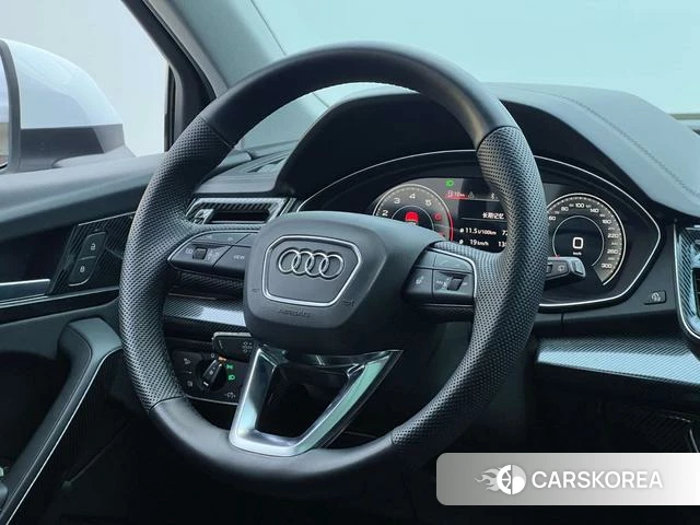 Audi Q5L id 4300050 из Китая 27