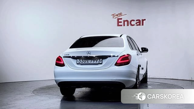 Mercedes-Benz C-Class W205 id 4604901 из Кореи 24