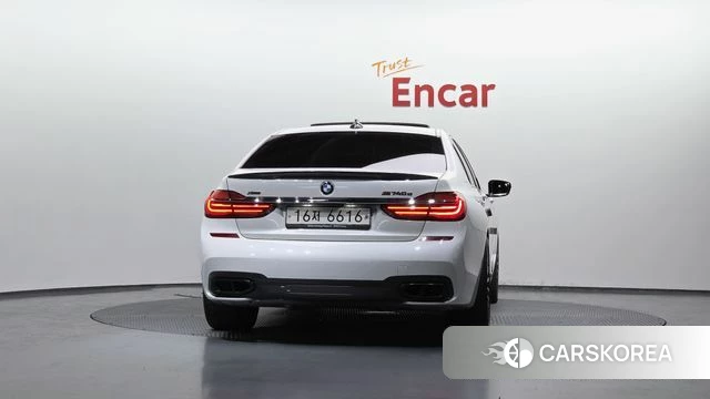 BMW 7 Series (G11) id 3820810 из Кореи 14