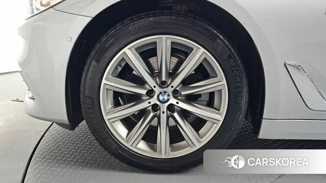 BMW 5 Series (G30) id 4356802 из Кореи 27