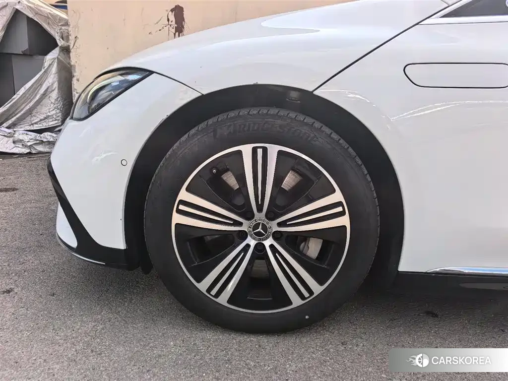 Mercedes-Benz EQE id 4565156 из Китая 9