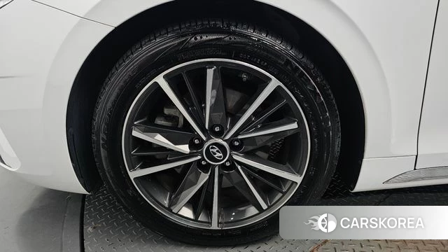 Hyundai The New Grandeur IG id 4872763 из Кореи 28