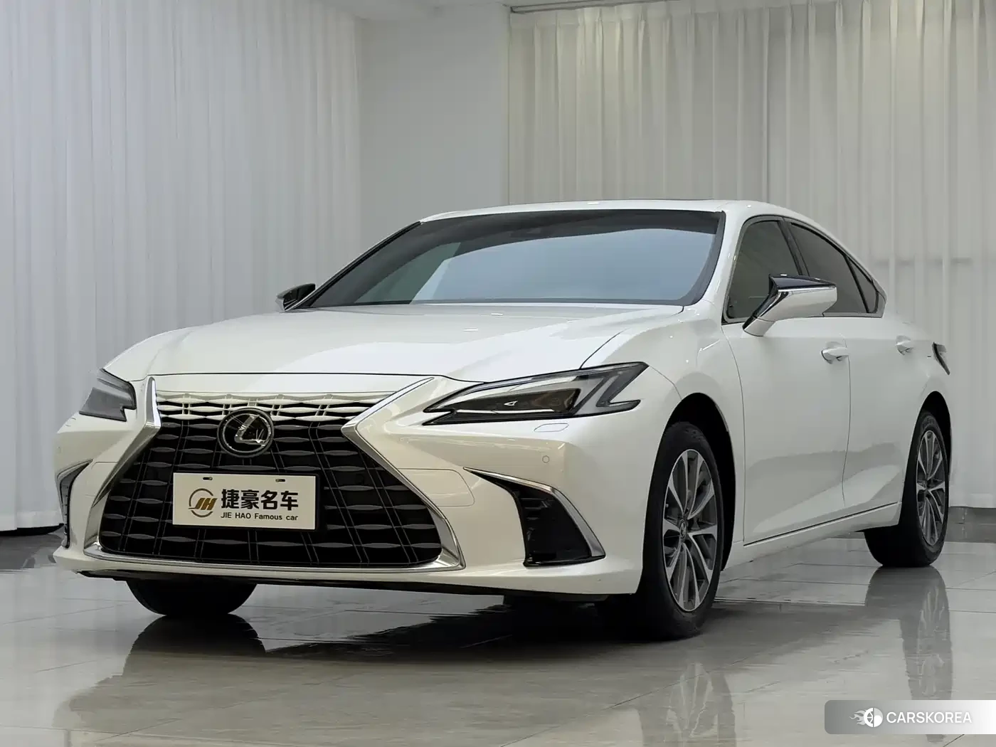 Lexus ES 2025 Белый из Китая, фото 6