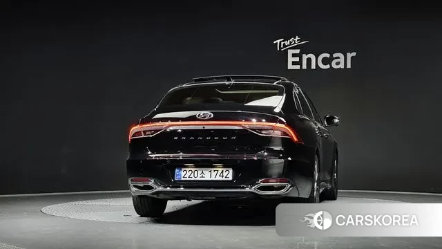 Hyundai The New Grandeur IG id 3023068 из Кореи 14