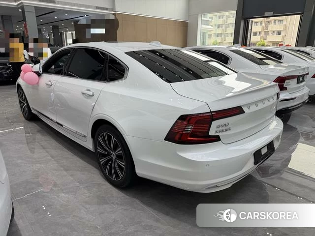 Volvo S90 2021 Белый из Китая, фото 4