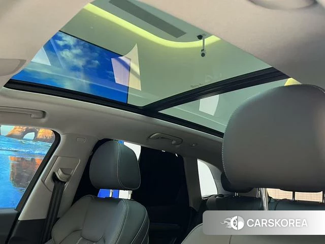 Audi Q5L id 4221713 из Китая 14