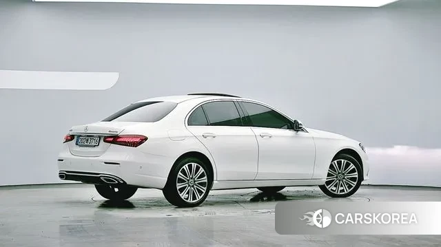 Mercedes-Benz E-Class W213 id 3585951 из Кореи 14