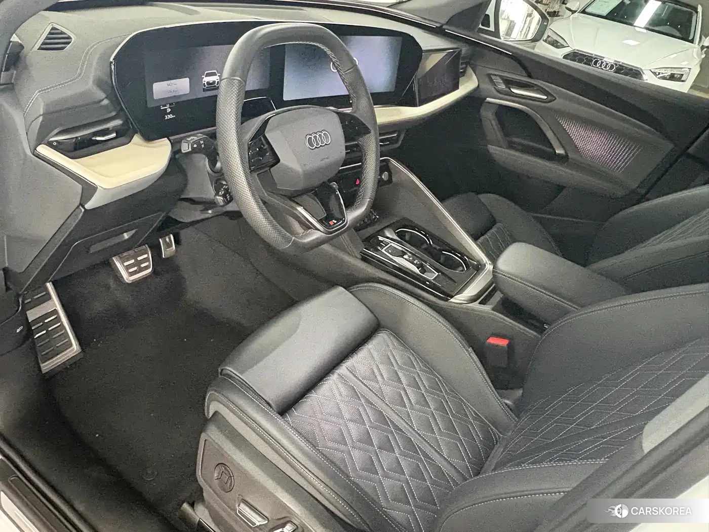 Audi Q5L id 4622271 из Китая 8