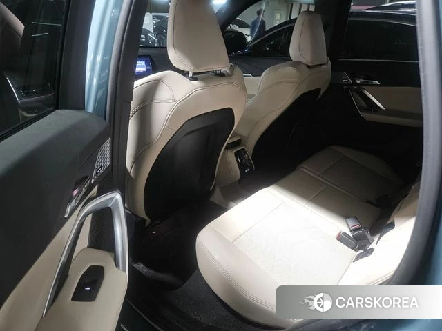 BMW X1 (U11) 2025 Синий нефрит из Кореи, фото 4