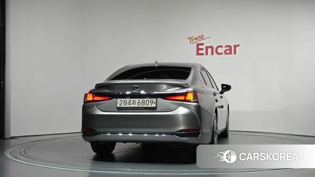 Lexus ES300h 7th generation id 4792875 из Кореи 29