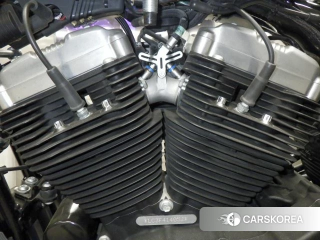 Engine photo