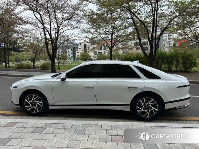 Hyundai Grandeur (GN7) id 3992868 из Кореи 14