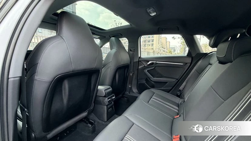 Audi A3 2023 Белый из Китая, фото 6