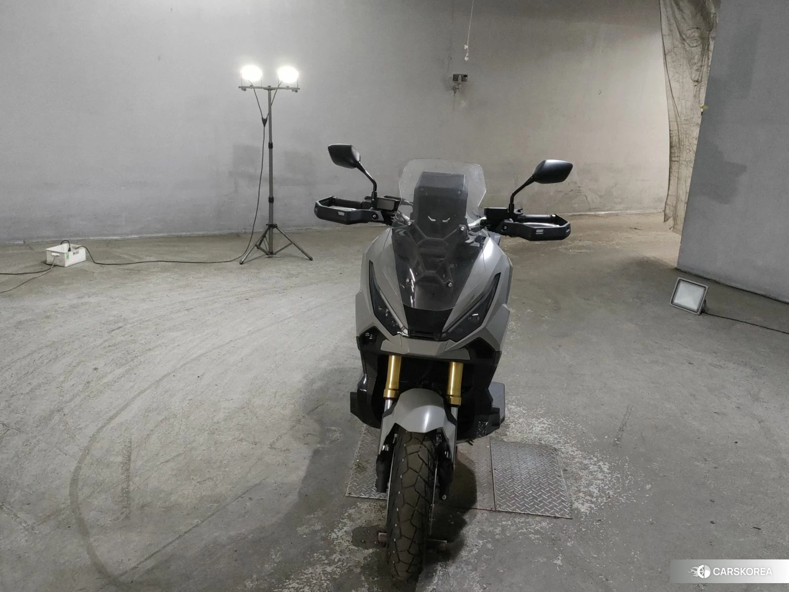 Проданный Honda X-ADV 750 id 4193803 из Японии, фото 4