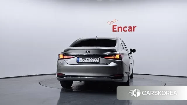 Lexus ES300h 7th generation id 3555006 из Кореи 14