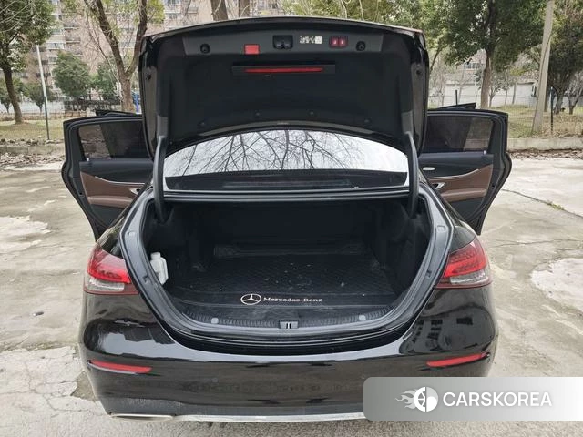 Mercedes-Benz E-class id 4255929 из Китая 16