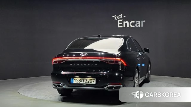 Hyundai The New Grandeur IG id 4344021 из Кореи 27