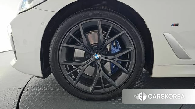 BMW 5 Series (G30) id 4923346 из Кореи 34
