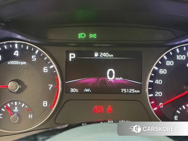 Kia The New K3 2nd generation 2021 Белый из Кореи, фото 4
