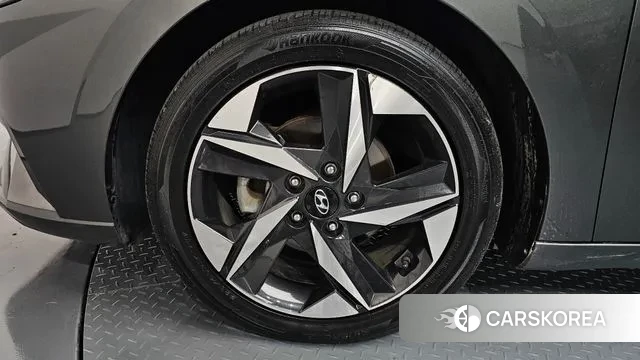 Hyundai Avante (CN7) id 3368042 из Кореи 14