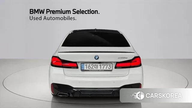 BMW 5 Series (G30) id 3734851 из Кореи 13