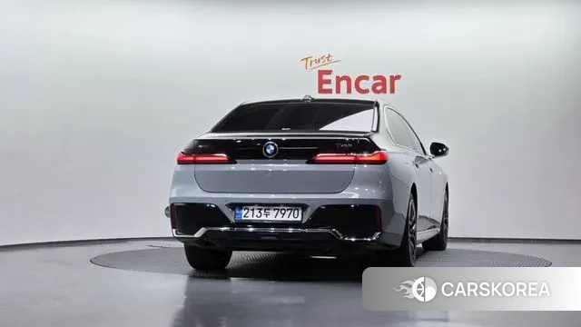 BMW 7 Series (G70) id 3393897 из Кореи 14