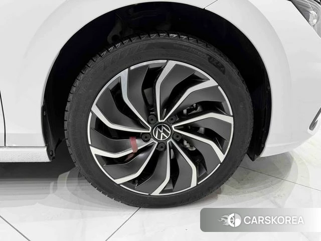 Volkswagen Golf id 4290953 из Китая 16