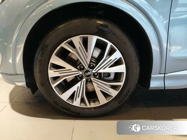 Audi Q4 e-tron id 3957643 из Китая 12