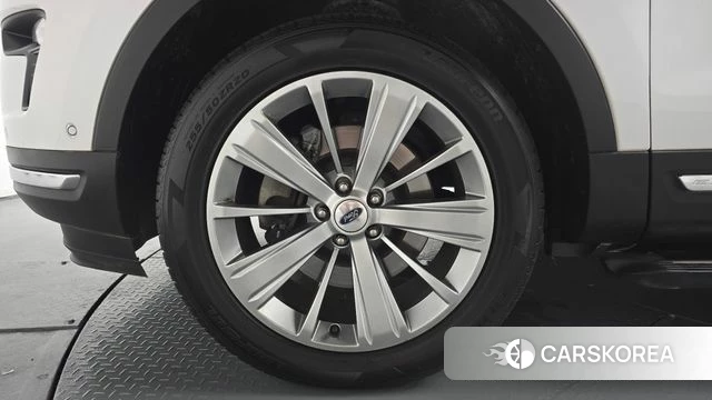 Ford Explorer id 4536668 из Кореи 26