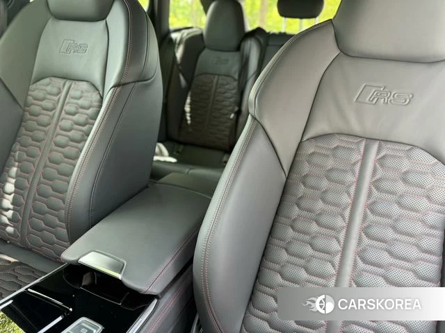 Audi RS 6 2025 Черный из Китая, фото 5