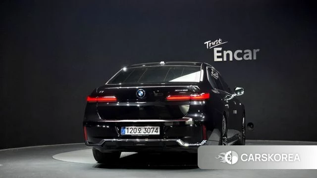 BMW i7 (G70) id 4388063 из Кореи 14