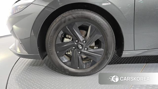 Hyundai Avante Hybrid (CN7) id 4917569 из Кореи 26