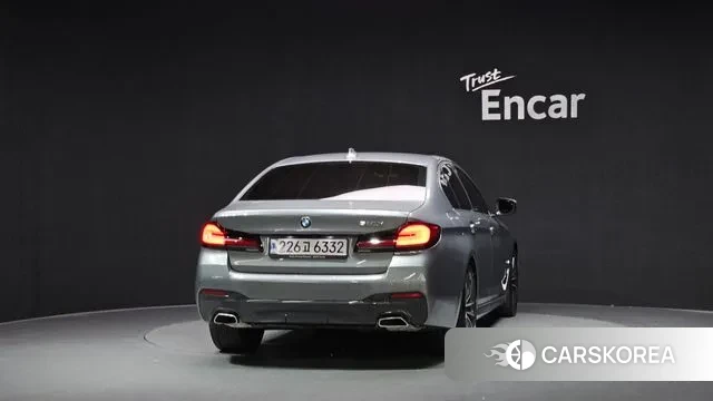 BMW 5 Series (G30) id 3389149 из Кореи 14