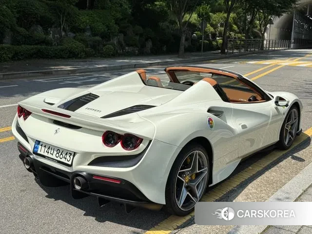 Ferrari F8 Spider id 3068624 из Кореи 14