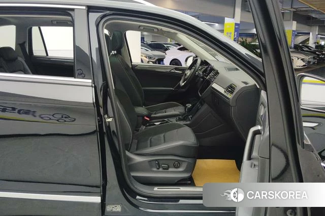 Volkswagen Tiguan L id 3810296 из Китая 11