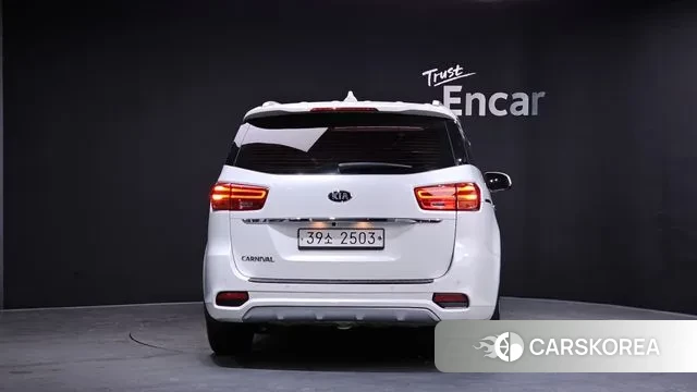 Kia The New Carnival id 3656437 из Кореи 14