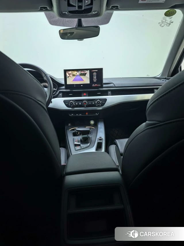 Audi A4L id 4219909 из Китая 9