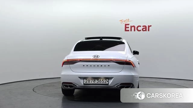 Hyundai The New Grandeur IG id 4390014 из Кореи 32
