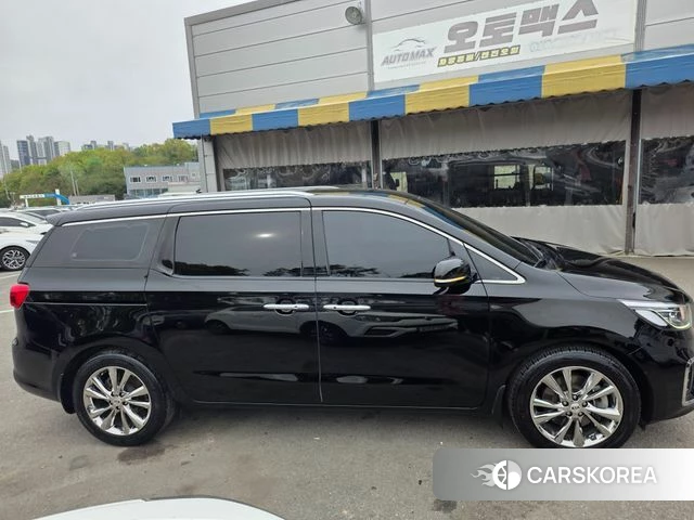 Kia The New Carnival id 4255202 из Кореи 14