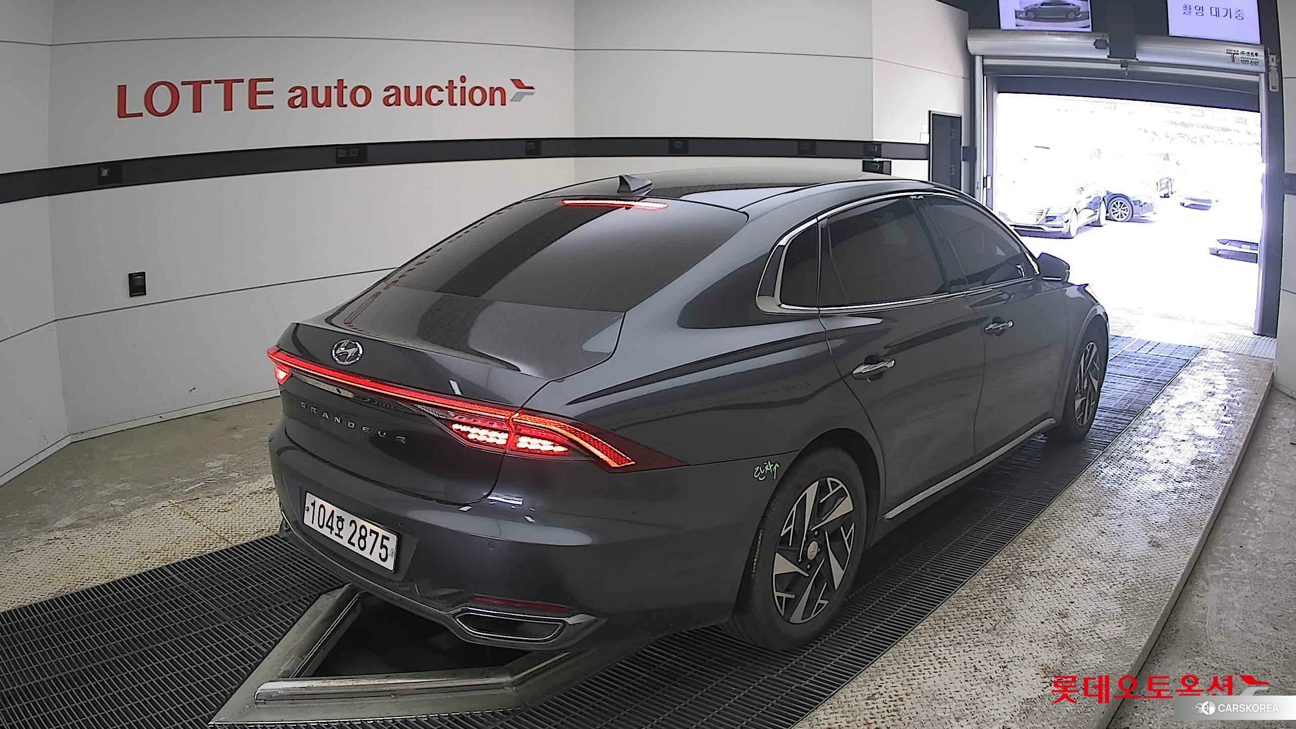 Hyundai Grandeur Hybrid id 4289304 из Кореи 32