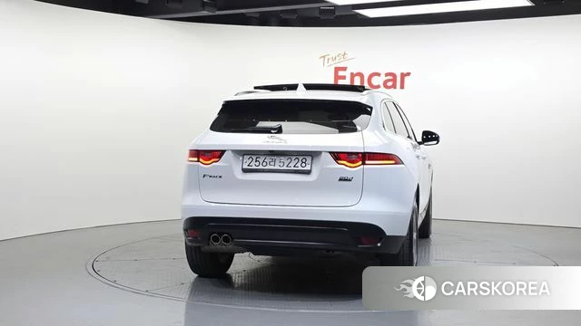 Jaguar F-PACE id 4268956 из Кореи 14