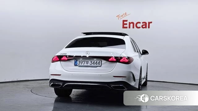 Mercedes-Benz E-Class W214 id 4570892 из Кореи 24