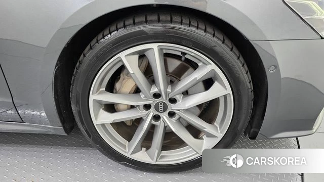 Audi A7 (4K) id 4881227 из Кореи 29
