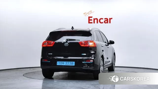 Kia Niro EV id 3713765 из Кореи 14
