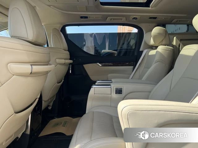 Toyota Elfa id 4298240 из Китая 10