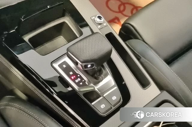 Audi Q5L id 4235713 из Китая 11