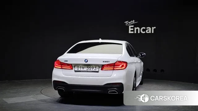 BMW 5 Series (G30) id 2971110 из Кореи 14