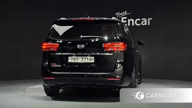 Kia The New Carnival id 3460096 из Кореи 14