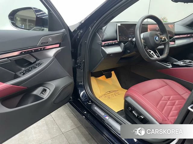 BMW i5 id 4256448 из Китая 17