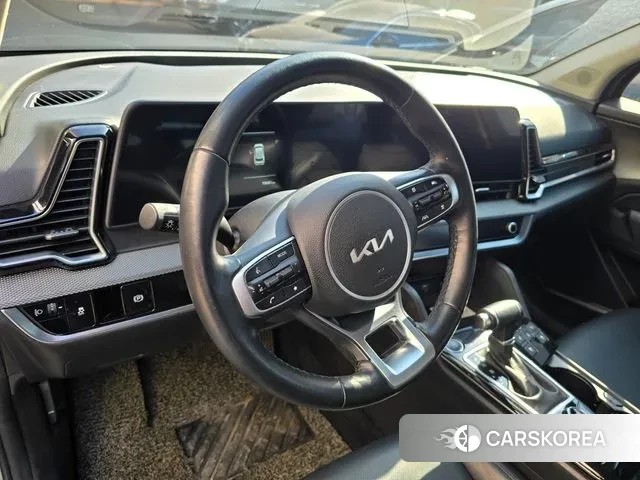 Kia Sportage 5th Generation 2021 Серебристо-серый из Кореи, фото 4